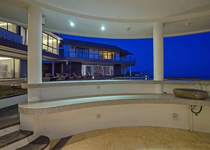 Villa Grand *